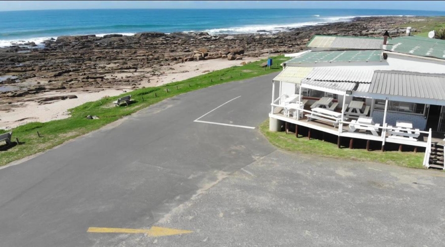  Bedroom Property for Sale in Kidds Beach Eastern Cape